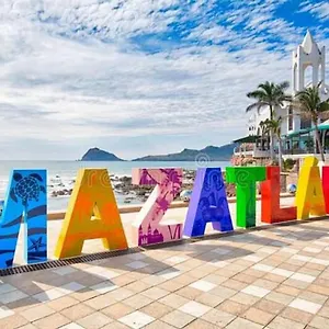 Сasa de vacaciones Olimpica - Mini Plata - 5 Min Malecon, Mazatlán